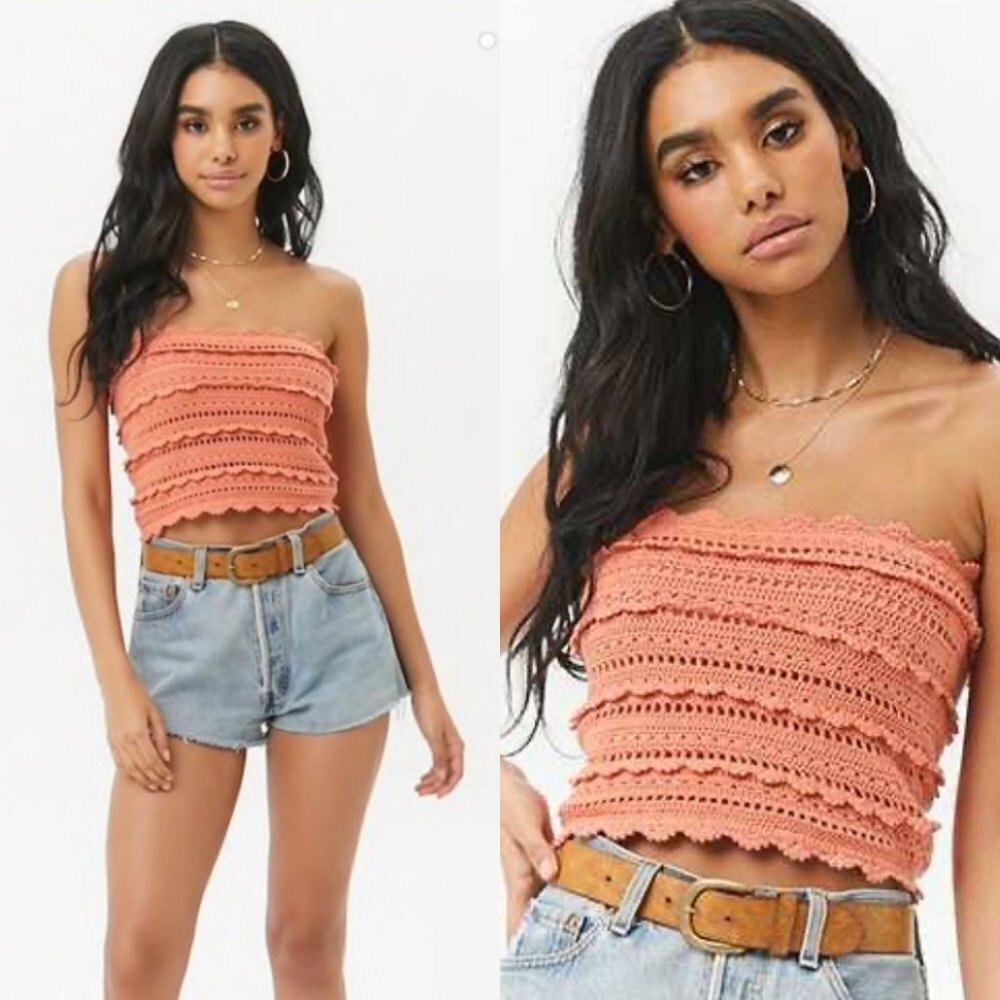 ⭐️ FOREVER 21 Crochet Salmon Coral Crop Tube Top Small